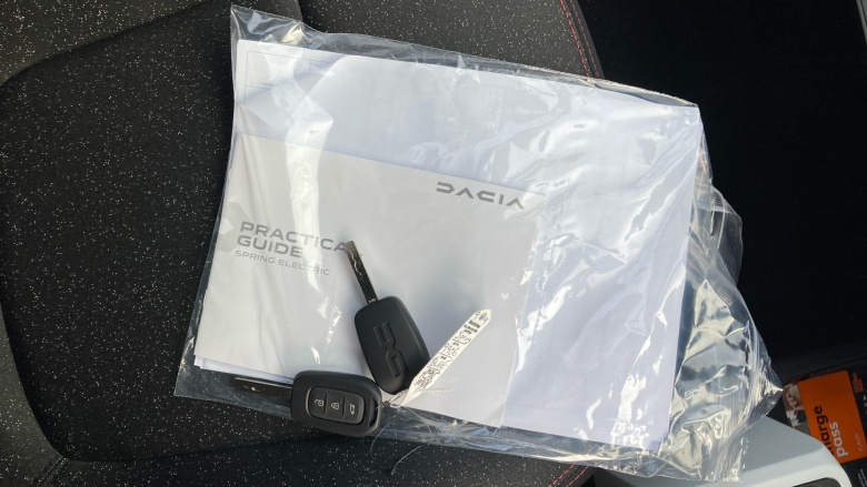 Dacia Spring 27kWh Expression 65 48kW 5dr Auto Electric Hatchback